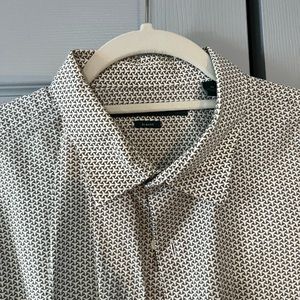 Perry Ellis cotton men’s button-down short sleeve shirt